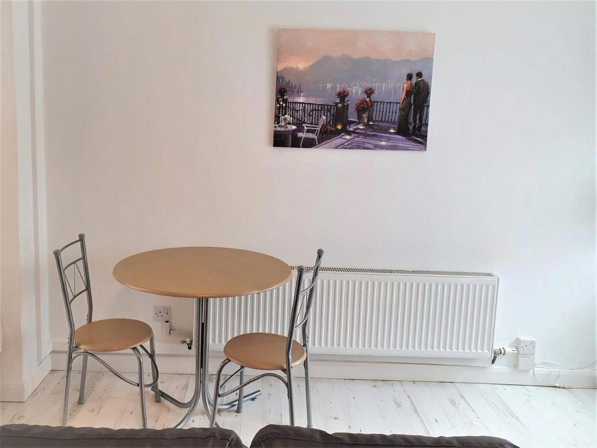 Swindon Old Town Studio - Entercloud9Sa Luaran gambar